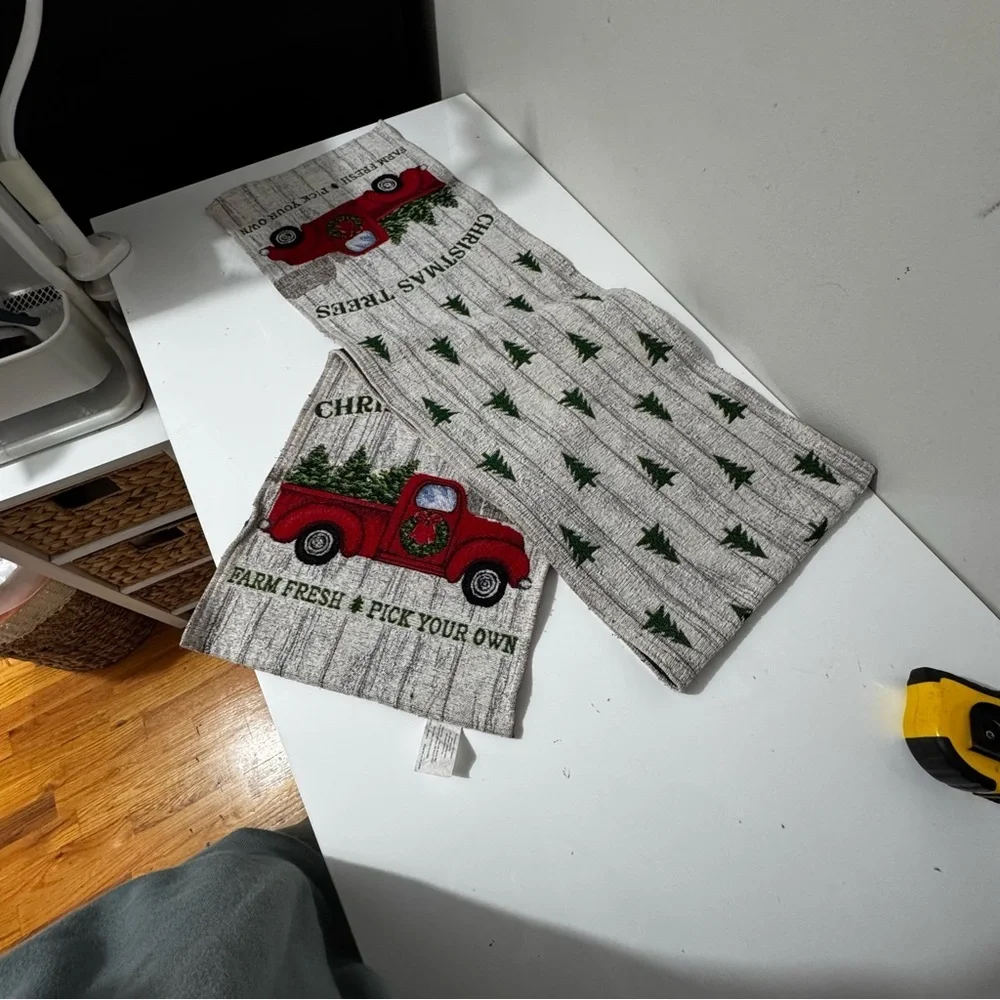 Christmas Trees Farm Fresh table runner